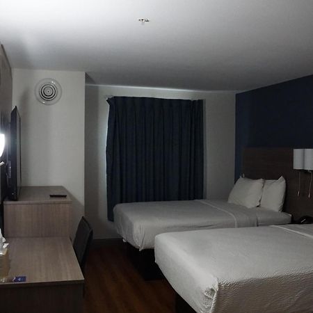 Days Inn By Wyndham Mexico מראה חיצוני תמונה