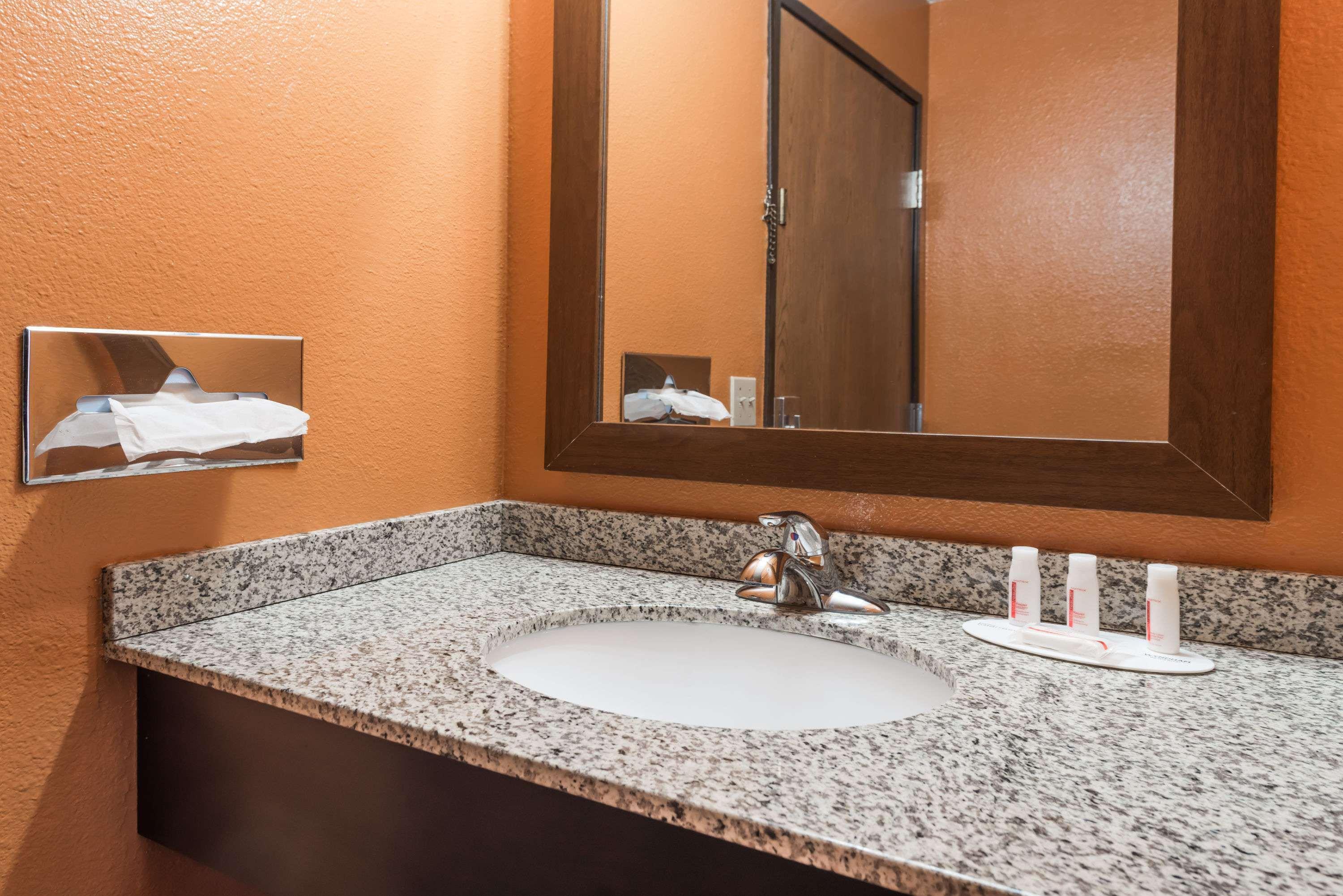 Days Inn By Wyndham Mexico מראה חיצוני תמונה