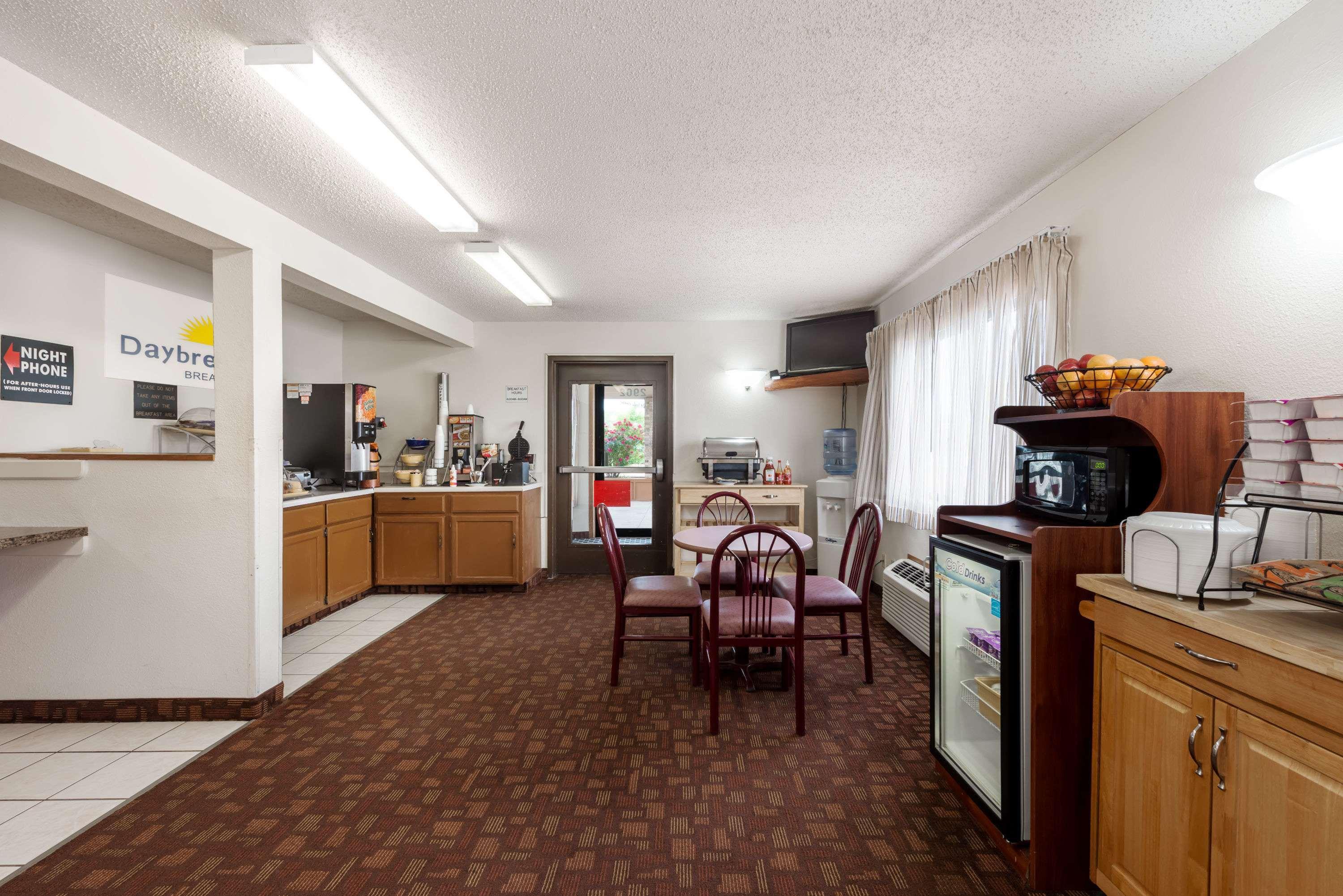 Days Inn By Wyndham Mexico מראה חיצוני תמונה